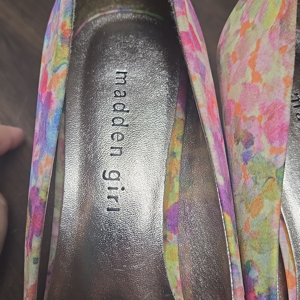 Madden Size 8 Multicolour Fabric Slip On Heels - Picture 6 of 7
